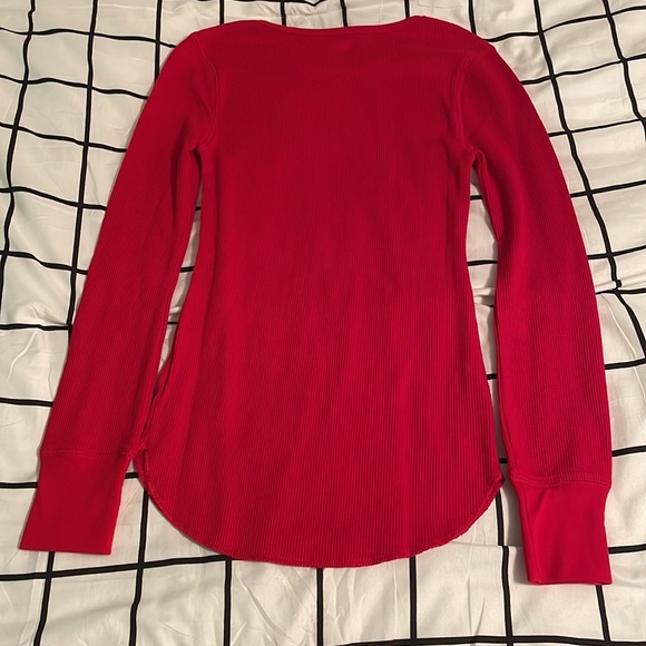 Old Navy women’s long sleeve waffle knit top size XS NWT - Picture 2 of 3